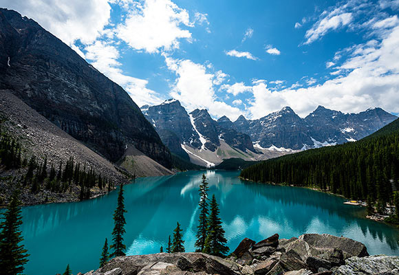 Emerald Moraine Lake