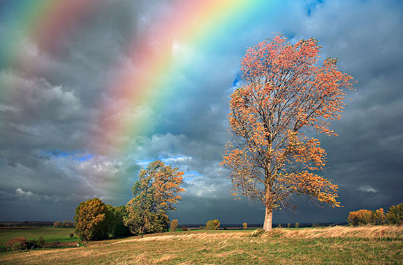 Add a Realistic Rainbow to a Photo with Photoshop